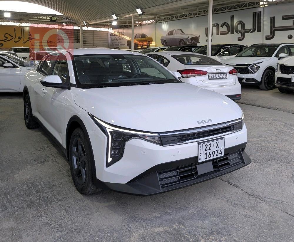 Kia K4